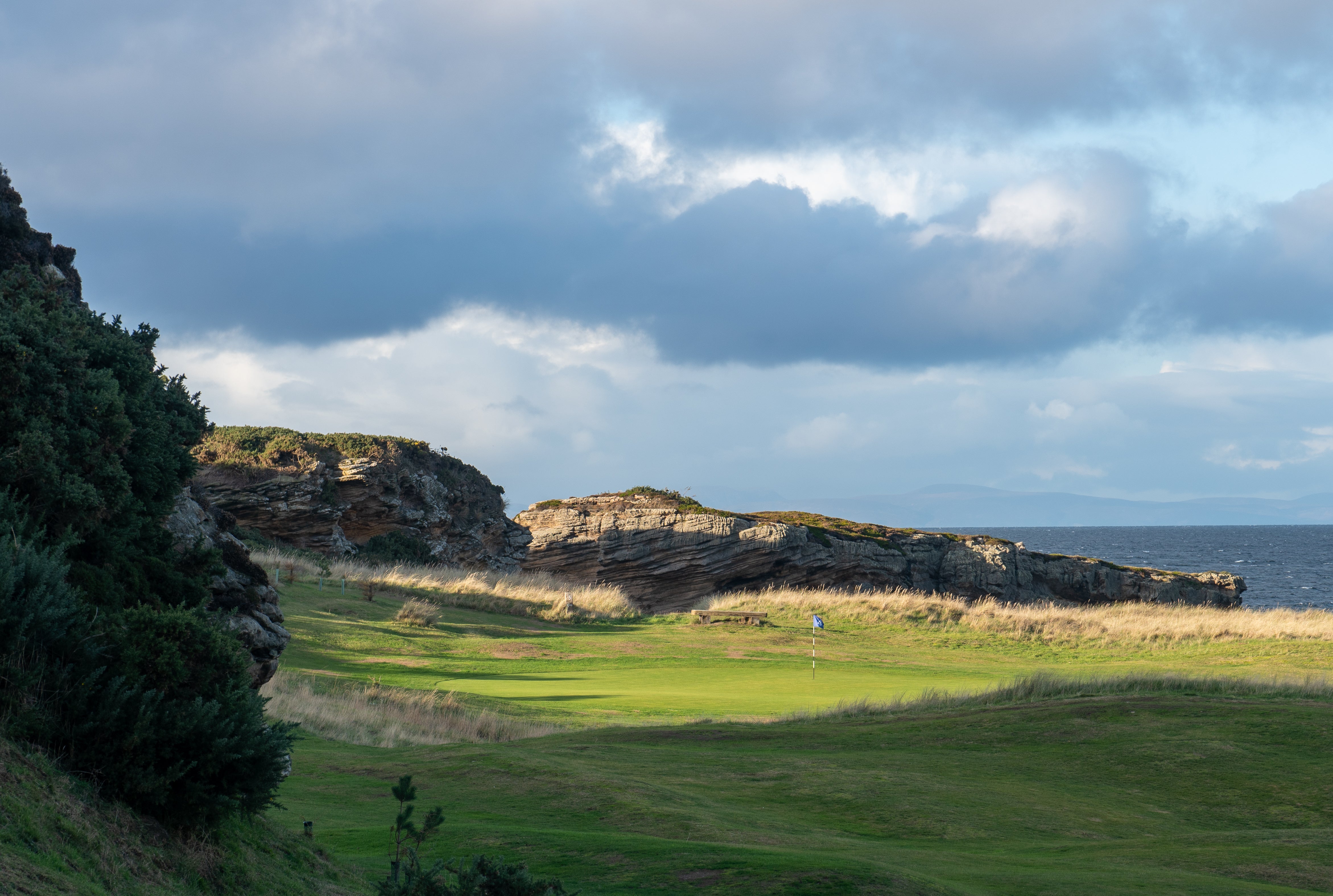 Cᴏᴠᴇsᴇᴀ Gᴏʟꜰ Lɪɴᴋs